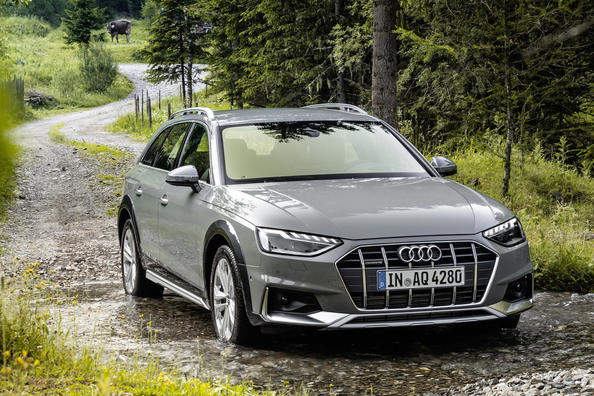 Modernizované Audi A4 allroad quattro so zvýšenou svetlou výškou Fotografia 2