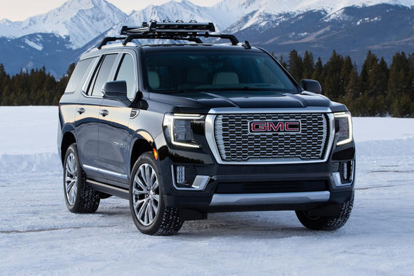 Prehľad veľkého osemmiestneho SUV GMC Yukon Fotografia 5