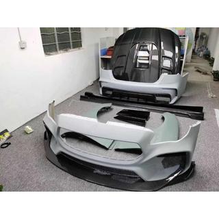 Kompletný bodykit s karbónovou kapotou fotografia 2