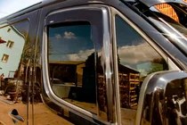 Volkswagen Crafter 2016– Okenné veterné deflektory (2 ks, HIC) fotografia 4