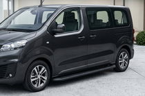 Peugeot Traveller 2017– Bočné prahy Tayga Black (2 ks, hliník) XL - dlhý rázvor fotografia 1