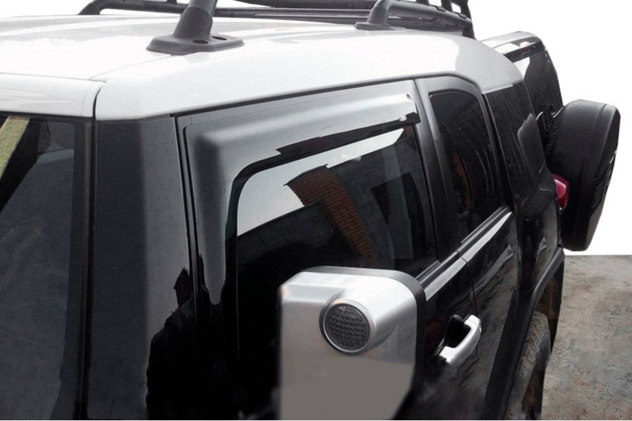 Toyota FJ Cruiser 2006–2022 Okenné veterné deflektory (2 ks, HIC) Fotografia 1
