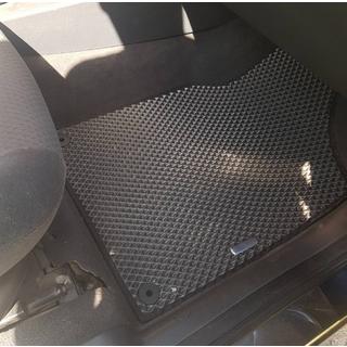 EVA autokoberce do interiéru (2 rady, čierne) Seat Alhambra 1996–2010 fotografia 1