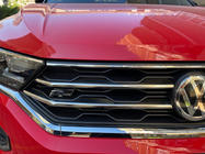 Volkswagen T-Roc 2017–2025 Lišty na mriežku (4 ks, nerez) fotografia 4
