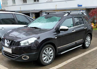 Nissan Qashqai 2010–2014 Carmos dverové lišty (4 ks, nerez) fotografia 3