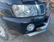 Nissan Patrol Y61 1997–2011 Predný nárazník kompletný použitý (2004-2008) fotografia 5