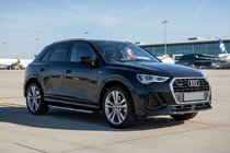 Audi Q3 2019–2025 Bočné nášľapy Fullmond (2 ks, hliník) fotografia 1