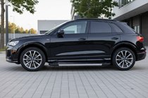 Audi Q3 2019–2025 Bočné nášľapy RedLine (2 ks, hliník) fotografia 1