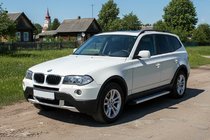 BMW X3 E83 2003–2010 Bočné nášľapy Maya V2 (2 ks, hliník) fotografia 1
