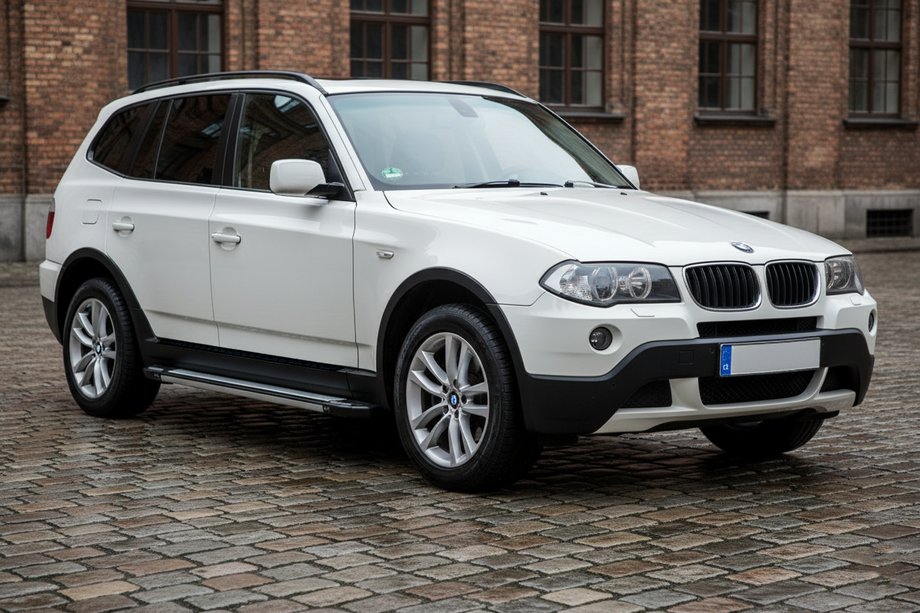 BMW X3 E83 2003–2010 Bočné nášľapy Rainbow (2 ks, hliník) Image