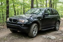 BMW X3 E83 2003–2010 Bočné prahy Tayga Black (2 ks, hliník) fotografia 1