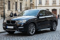 BMW X4 F26 2014–2018 Bočné nášľapy Vision New Grey (2 ks, hliník) fotografia 1