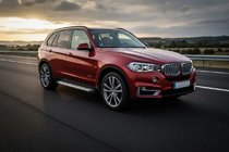 BMW X5 F15 2013–2018 Bočné nášľapy Maya V2 (2 ks, hliník) fotografia 1