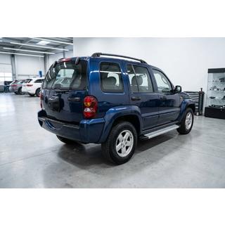 Bočné nášľapy Maya V2 (2 ks, hliník) Jeep Cherokee/Liberty 2002–2007 fotografia 1