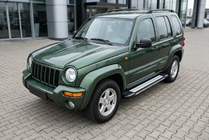 Jeep Cherokee/Liberty 2002–2007 Bočné nášľapy Rainbow (2 ks, hliník) fotografia 1