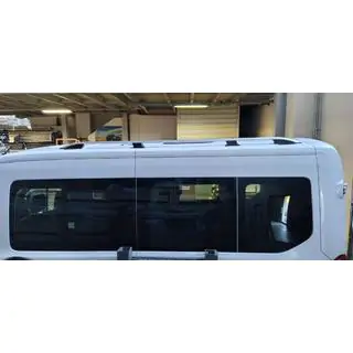 Strešné lyžiny Skyport (2 ks, sivé) Ford Transit 2014– fotografia 1