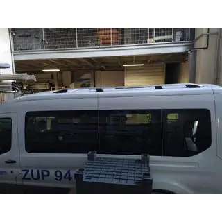 Strešné lyžiny Skyport (2 ks, sivé) Ford Transit 2014– fotografia 2