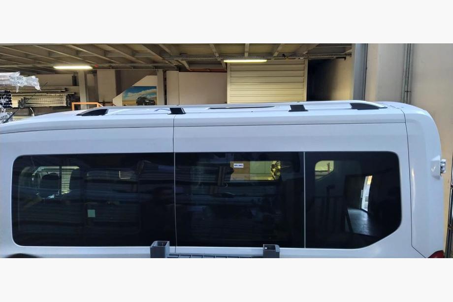 Ford Transit 2014– Strešné lyžiny Skyport (2 ks, sivé) Image