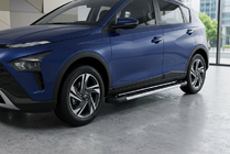 Hyundai Bayon 2021– Bočné nášľapy RedLine (2 ks, hliník) fotografia 1