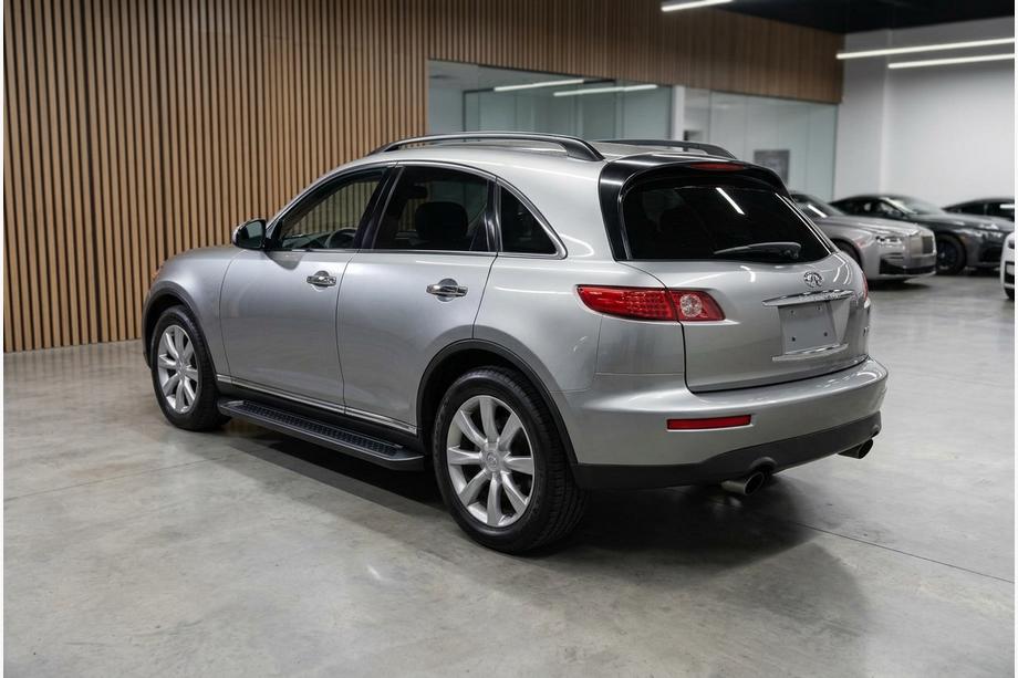 Infiniti FX 2003–2008 Bočné nášľapy Fullmond (2 ks, hliník) Image