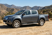 Isuzu D-Max 2011–2019 Bočné nášľapy Tayga V2 (2 ks, hliník) fotografia 1