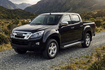 Isuzu D-Max 2011–2019 Bočné nášľapy Vision New Black (2 ks, hliník) fotografia 1