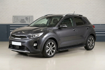 Kia Stonic 2017– Bočné nášľapy Allmond Black (2 ks, hliník) fotografia 1