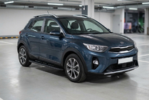 Kia Stonic 2017– Bočné prahy Tayga Black (2 ks, hliník) fotografia 1