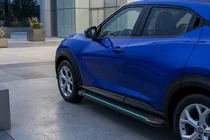 Nissan Juke 2020– Bočné nášľapy Maya Blue (2 ks, hliník) fotografia 1