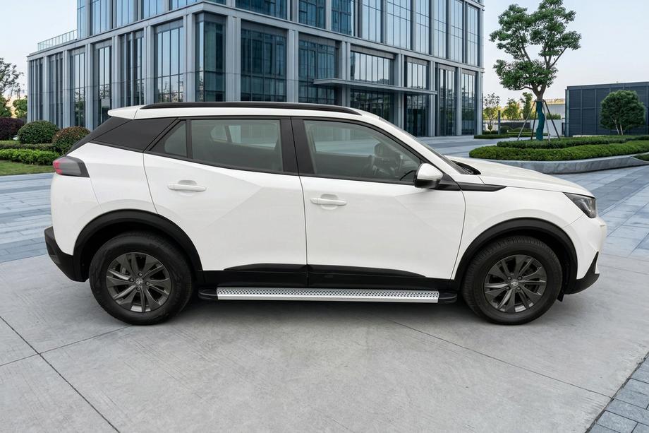 Peugeot 2008 2019– Bočné nášľapy Maya V2 (2 ks, hliník) Image