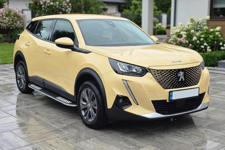 Peugeot 2008 2019– Bočné nášľapy Tayga V2 (2 ks, hliník) Image