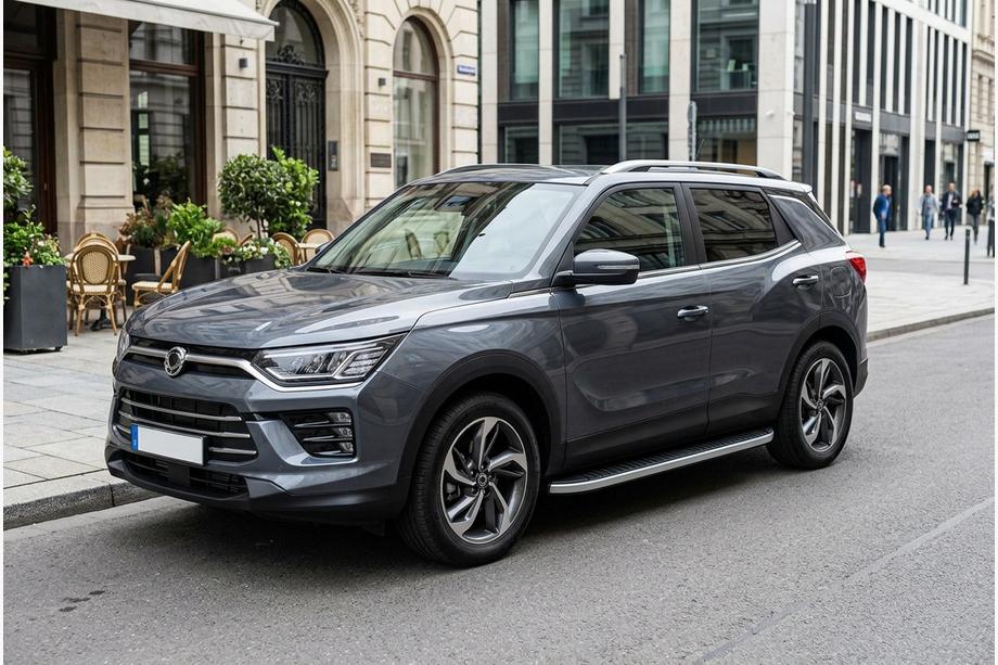 SsangYong Korando 2019– Bočné prahy Tayga Grey (2 ks, hliník) Image