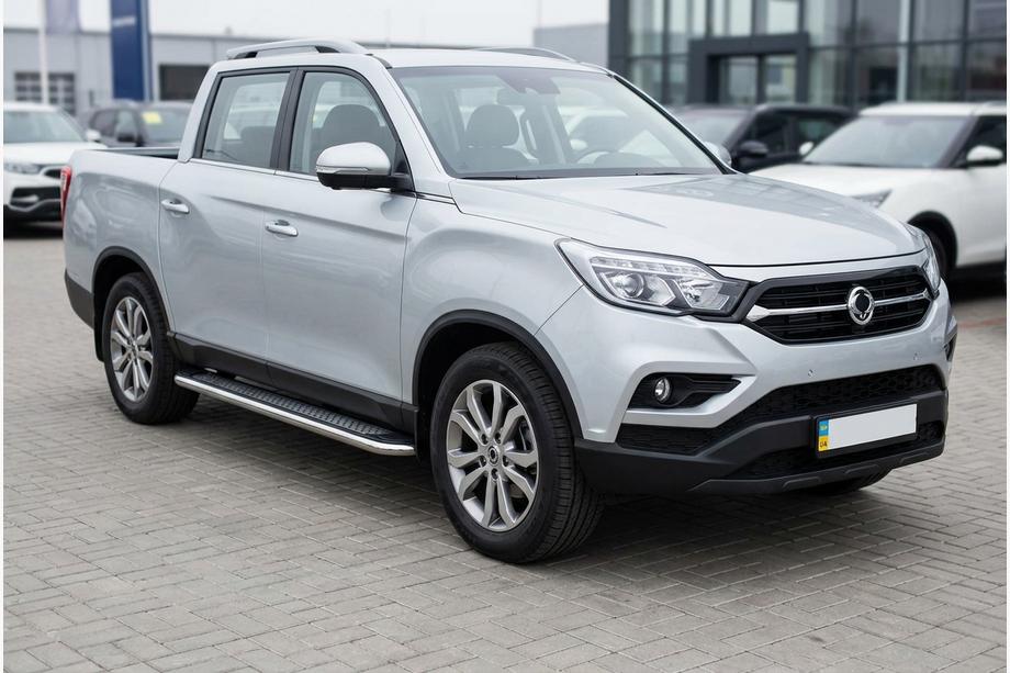 SsangYong Musso II 2018– Bočné nášľapy Maydos V2 (2 ks, hliník) Image