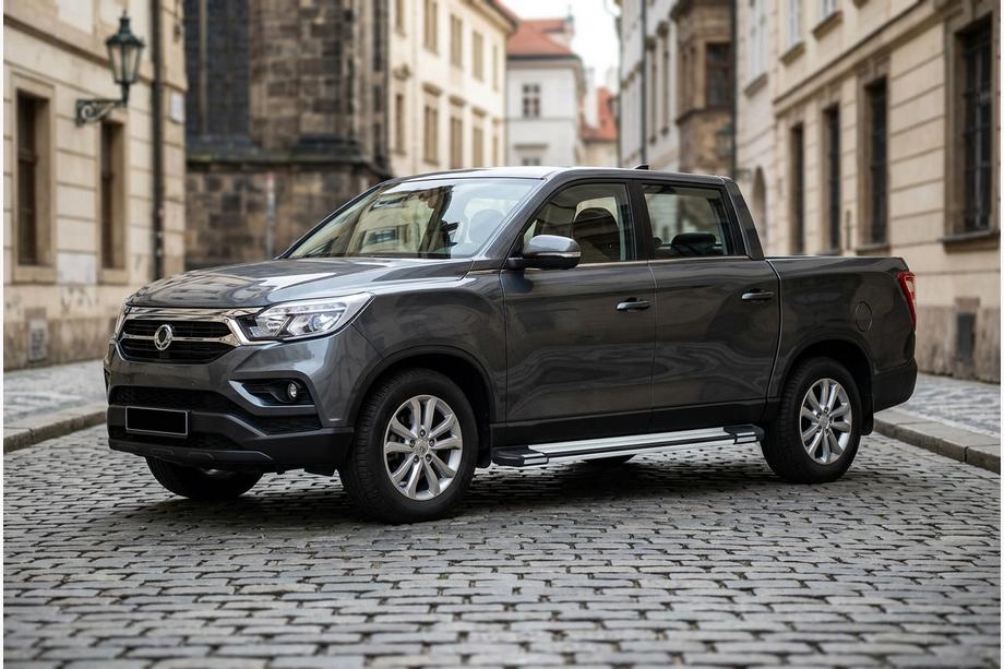 SsangYong Musso II 2018– Bočné nášľapy Rainbow (2 ks, hliník) Image