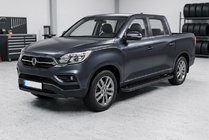 SsangYong Musso II 2018– Bočné nášľapy Allmond Black (2 ks, hliník) fotografia 1