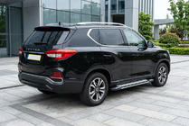 SsangYong Rexton II 2017– Bočné nášľapy Rainbow (2 ks, hliník) fotografia 1