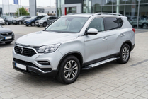 SsangYong Rexton II 2017– Bočné nášľapy Allmond Grey (2 ks, hliník) fotografia 1