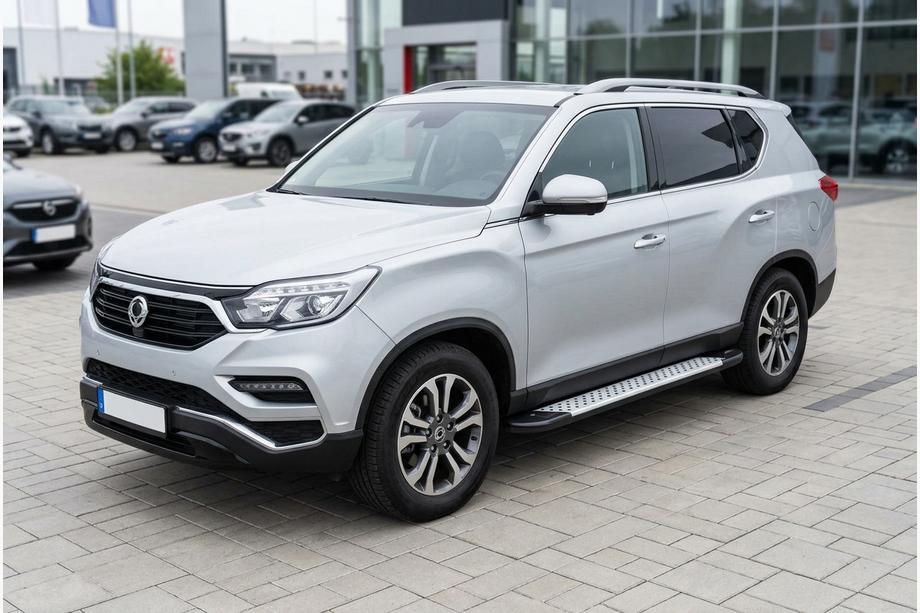 SsangYong Rexton II 2017– Bočné nášľapy Allmond Grey (2 ks, hliník) Image