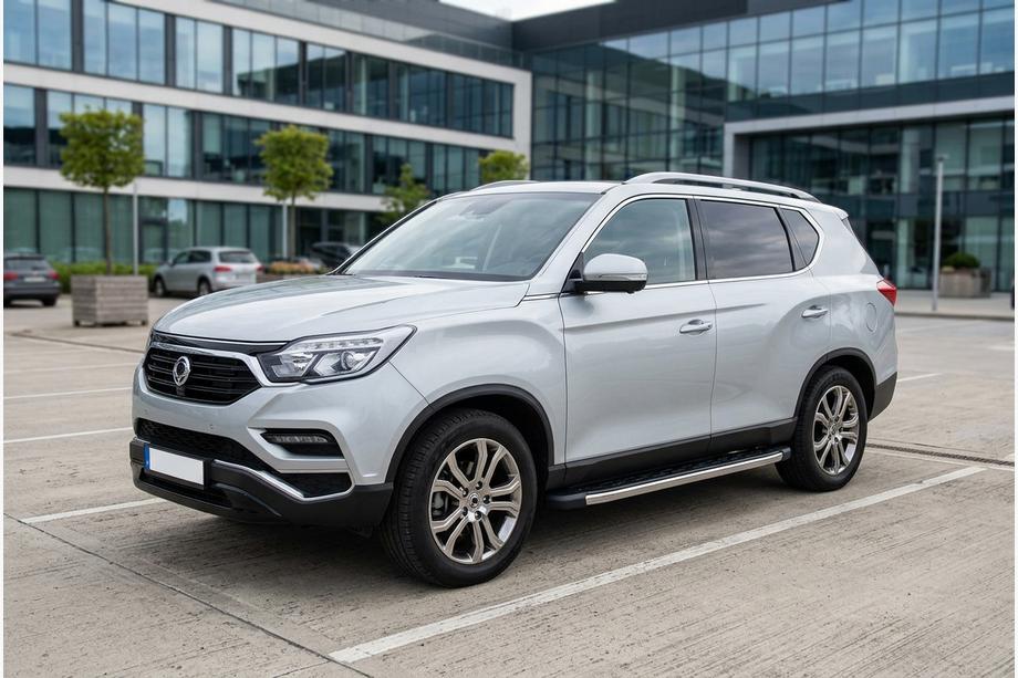 SsangYong Rexton II 2017– Bočné nášľapy BlackLine (2 ks, hliník) Image