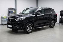 SsangYong Rexton II 2017– Bočné nášľapy RedLine (2 ks, hliník) fotografia 1