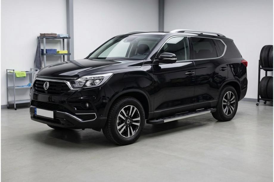 SsangYong Rexton II 2017– Bočné nášľapy RedLine (2 ks, hliník) Image