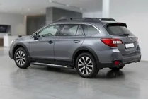 Subaru Outback 2014–2019 Bočné nášľapy Vision New Black (2 ks, hliník) fotografia 1