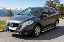 Suzuki SX4 S-Cross 2013–2016 Bočné prahy Maydos V2 (2 ks, hliník / nehrdzavejúca oceľ) fotografia 1