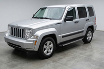 Jeep Cherokee/Liberty 2007–2013 Bočné nášľapy Maya V1 (2 ks, hliník) fotografia 1