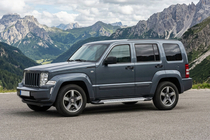 Jeep Cherokee/Liberty 2007–2013 Bočné nášľapy Vision New Grey (2 ks, hliník) fotografia 1