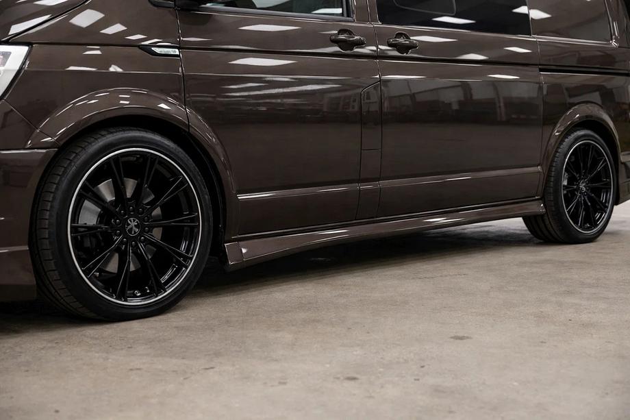 Volkswagen T6 2015–2024 ABT Original bočné prahy (krátky rázvor) Fotografia 1