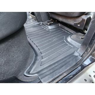 Stingray 3D rohože do interiéru (4 ks, polyuretán) BMW X5 E53 1999–2006 fotografia 3