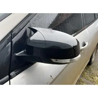 Kryty zrkadiel BMW-Style (2 ks) Ford Focus II 2008–2011 fotografia 1