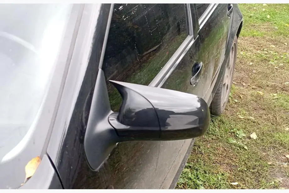 Volkswagen Passat B5 1997–2005 Kryty spätných zrkadiel RLine-Look (1996-2003, 2 ks) Image