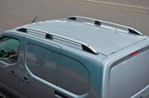 Opel Combo 2019– Strešné lyžiny Skyport (sivé) fotografia 4